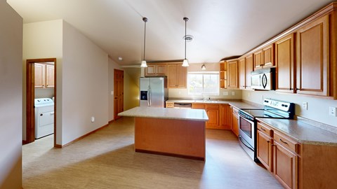 Floor plan for 2 beds, 2 baths, 1400 sqft